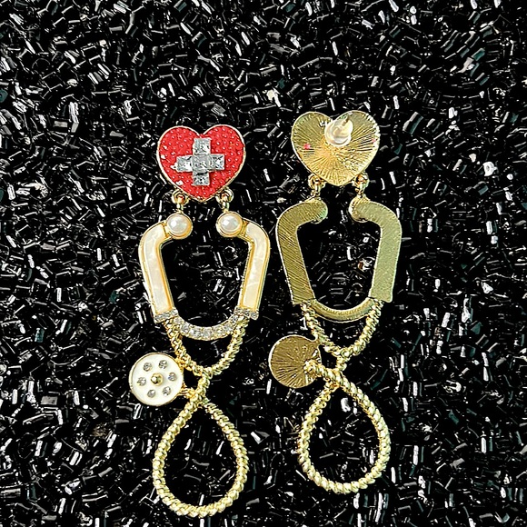 Stethoscope Earrings Calling all medical Personnel - Picture 3 of 16